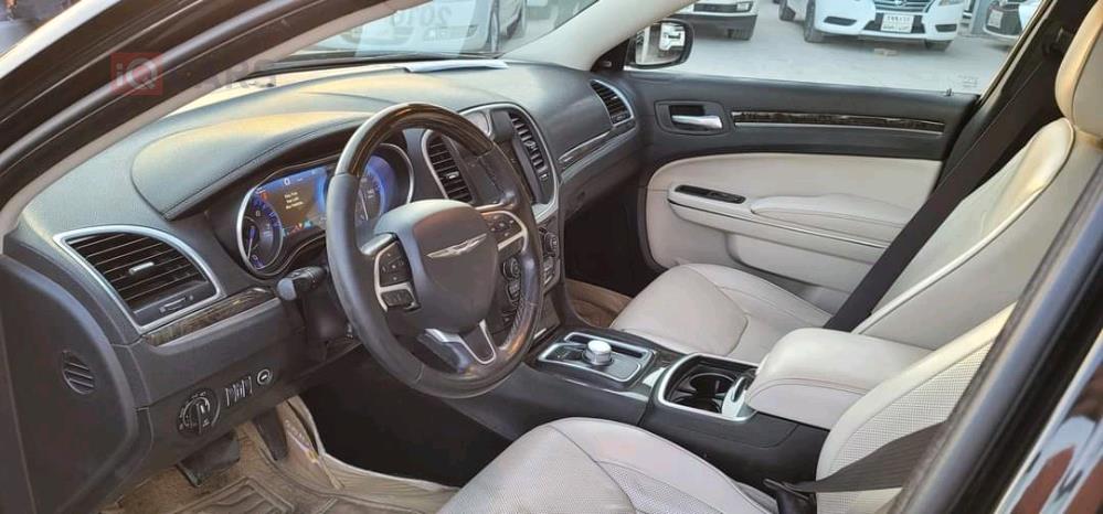 Chrysler 300